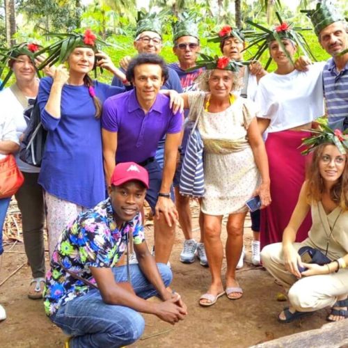 Fabio Zanzibar Tour con turisti - zanzibar-tour.it