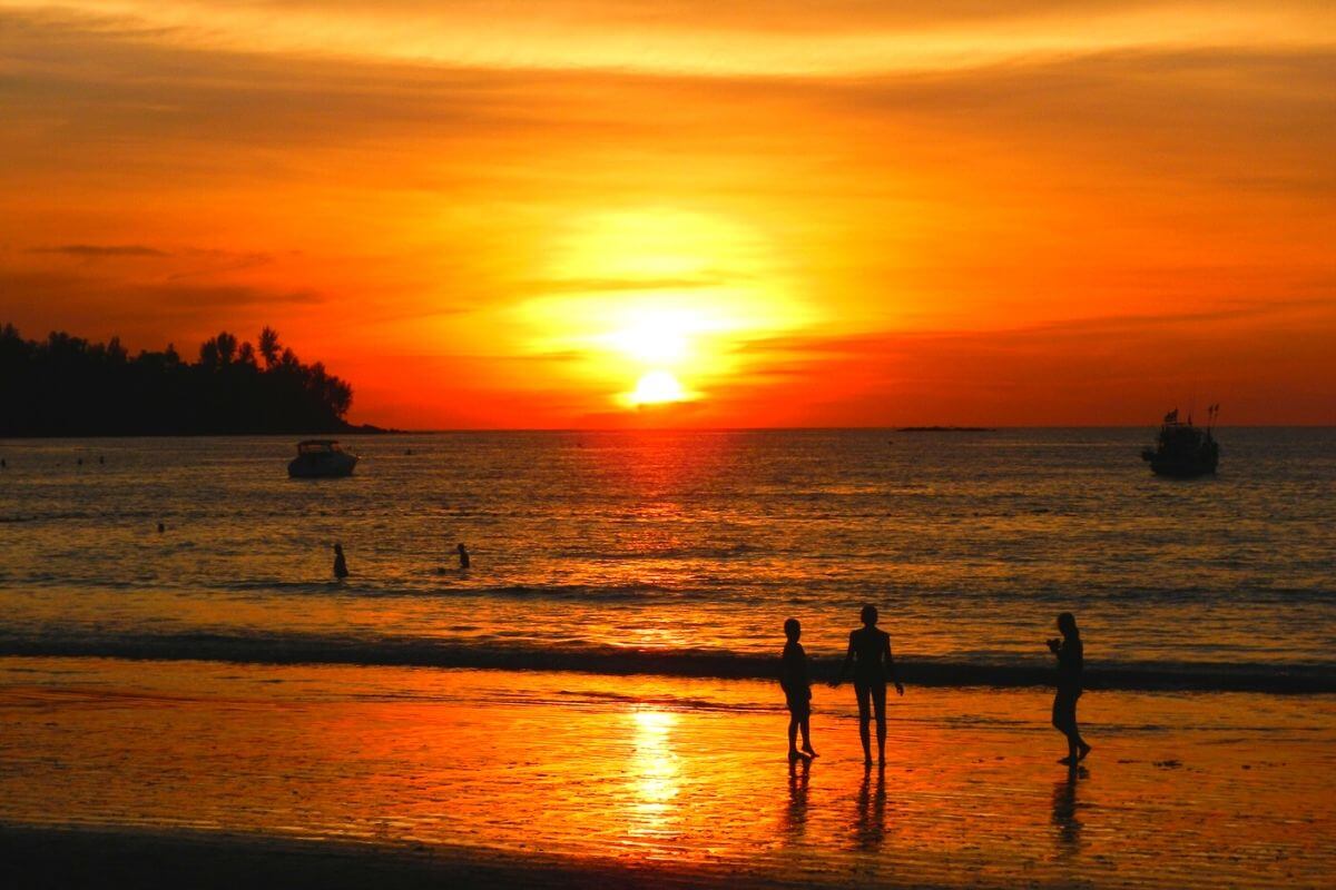 Tramonto all'isola di Kendwa - zanzibar-tour.it